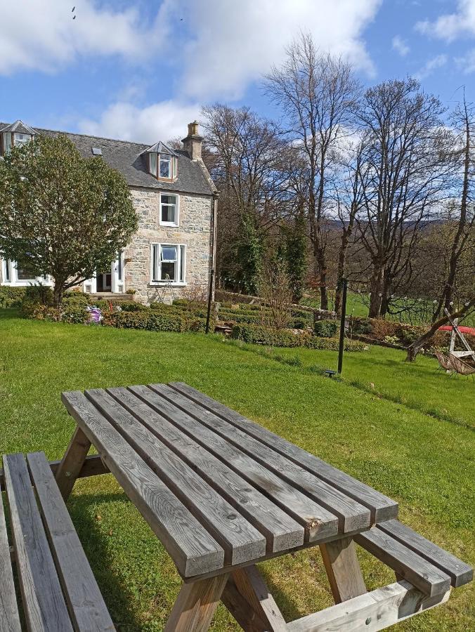 Abbeyfield B&B Дафтаун Экстерьер фото